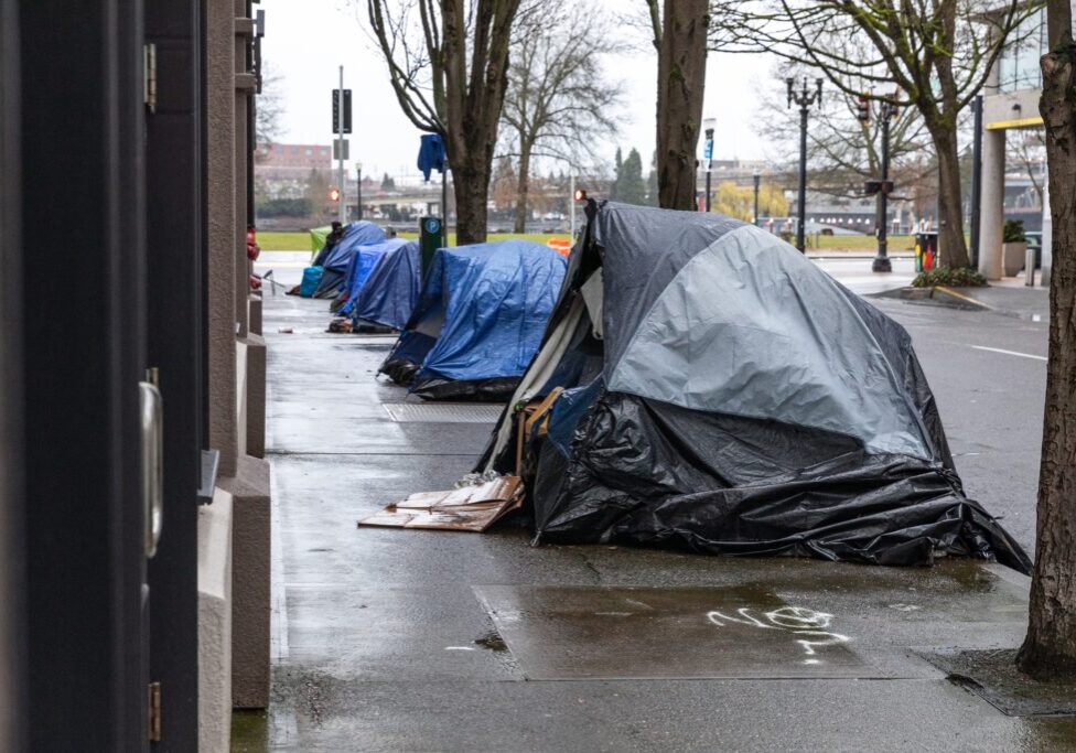 Portland,,Or,,Usa-march,14,,2022:,Homeless,Camps,With,Tents,In